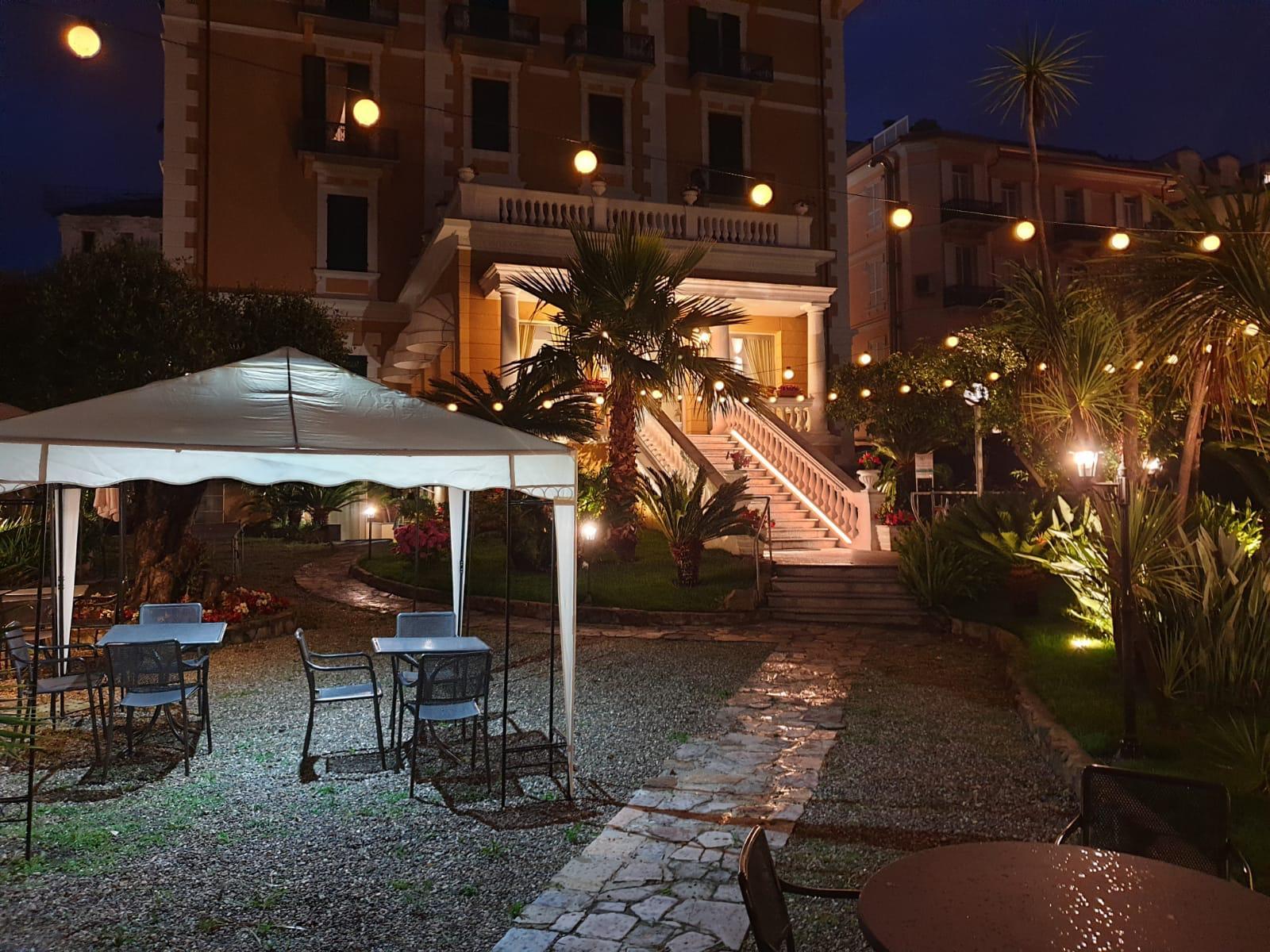 Hotel Morandi サンレモ エクステリア 写真