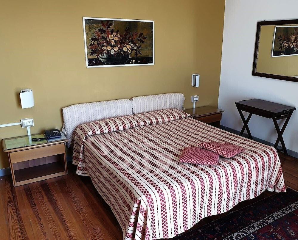 Hotel Morandi サンレモ エクステリア 写真